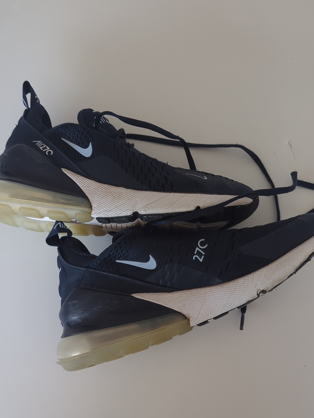 Nike Shoes Size 4Y - Picture 5 of 9